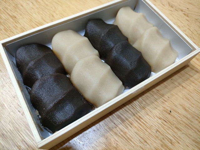 赤福の白餅黒餅が買える場所はどこ？東京や大阪、名古屋で買うなら？